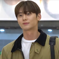 Hwang Min hyun