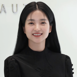 Kim Tae ri
